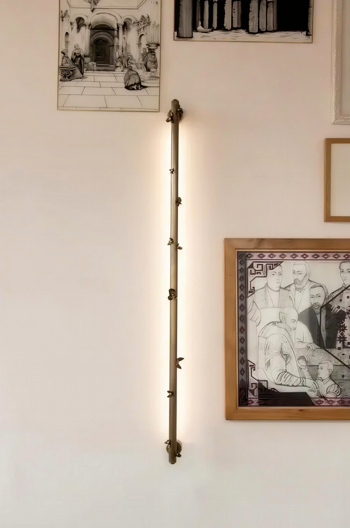 Daffodil Flower Pipe Sconce