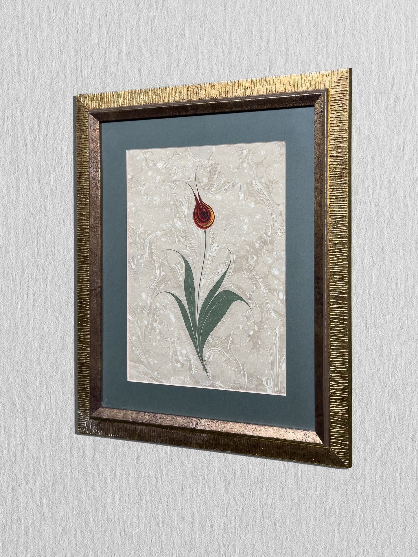 The Silence of a Tulip